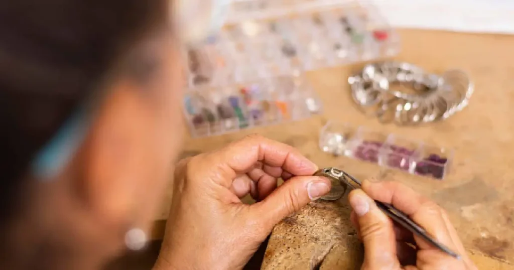 Top 10 Signs Your Jewelry Needs Professional Jewelry Repair