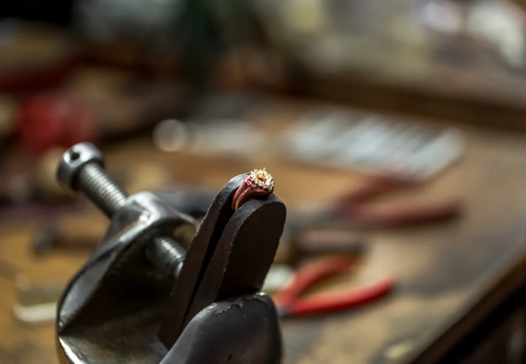 Best Jewelry Repair Shops Near Me – Trusted Jewelry Repair at Solomon Gold