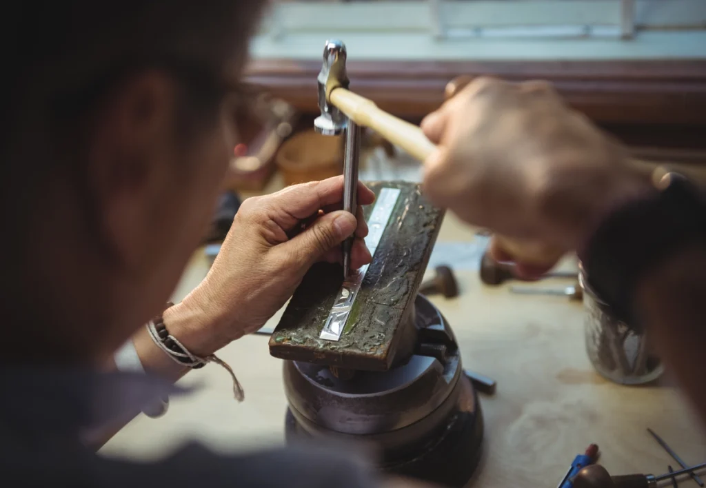 Jewelry Repair Checklist Before Trusting Any Shop